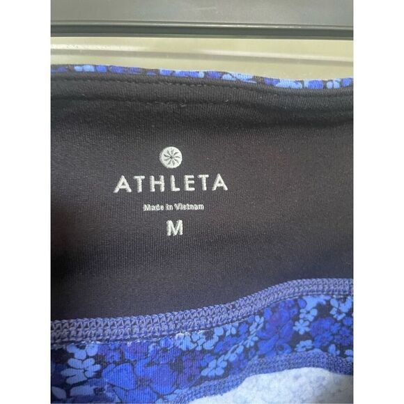Athleta Cropped Leggings purple/ Black Floral M Yoga Sports Gym Running - Picture 7 of 11